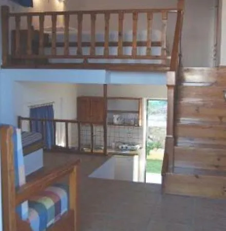 Level Apartment *
